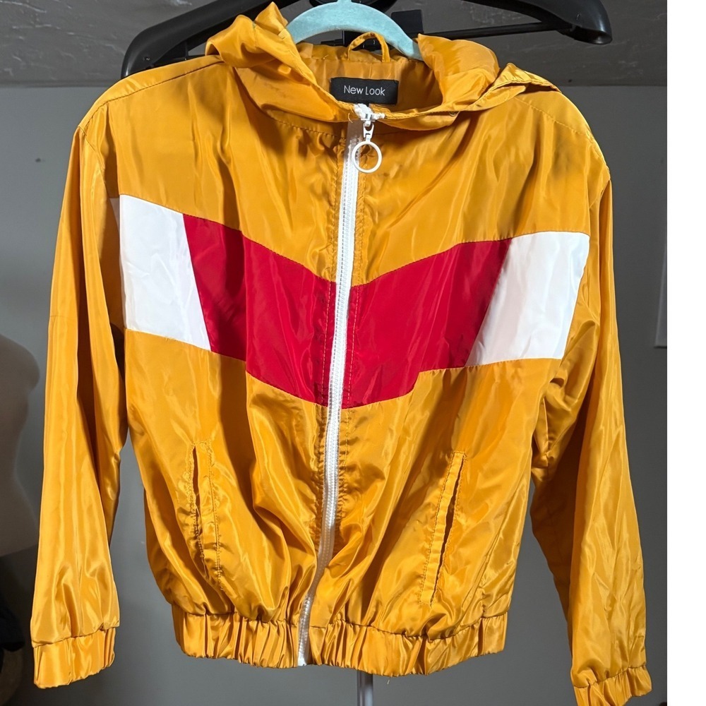 New look Retro Cropped Hooded bomber Style windbreaker sizeโ Small